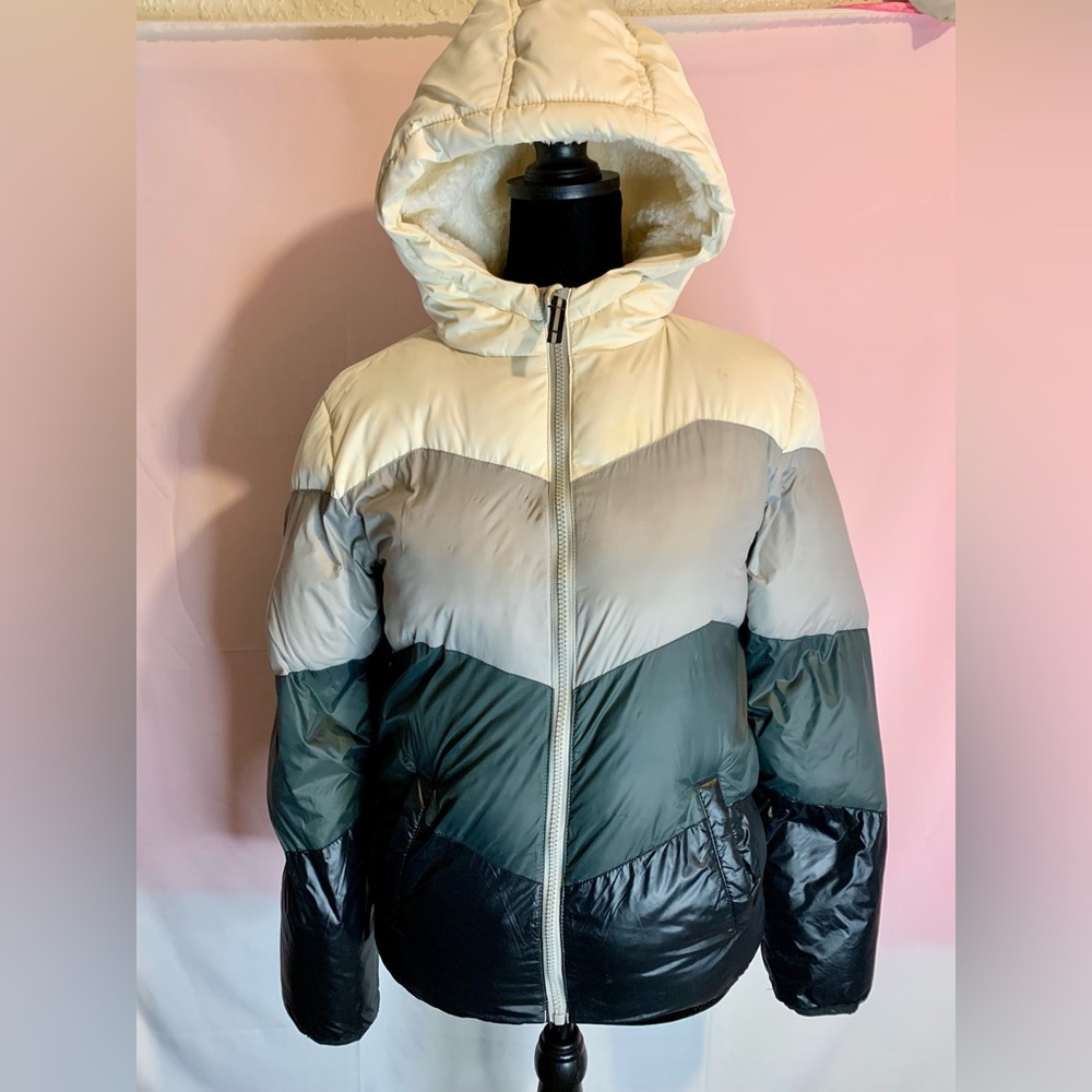Child winter coat sz L